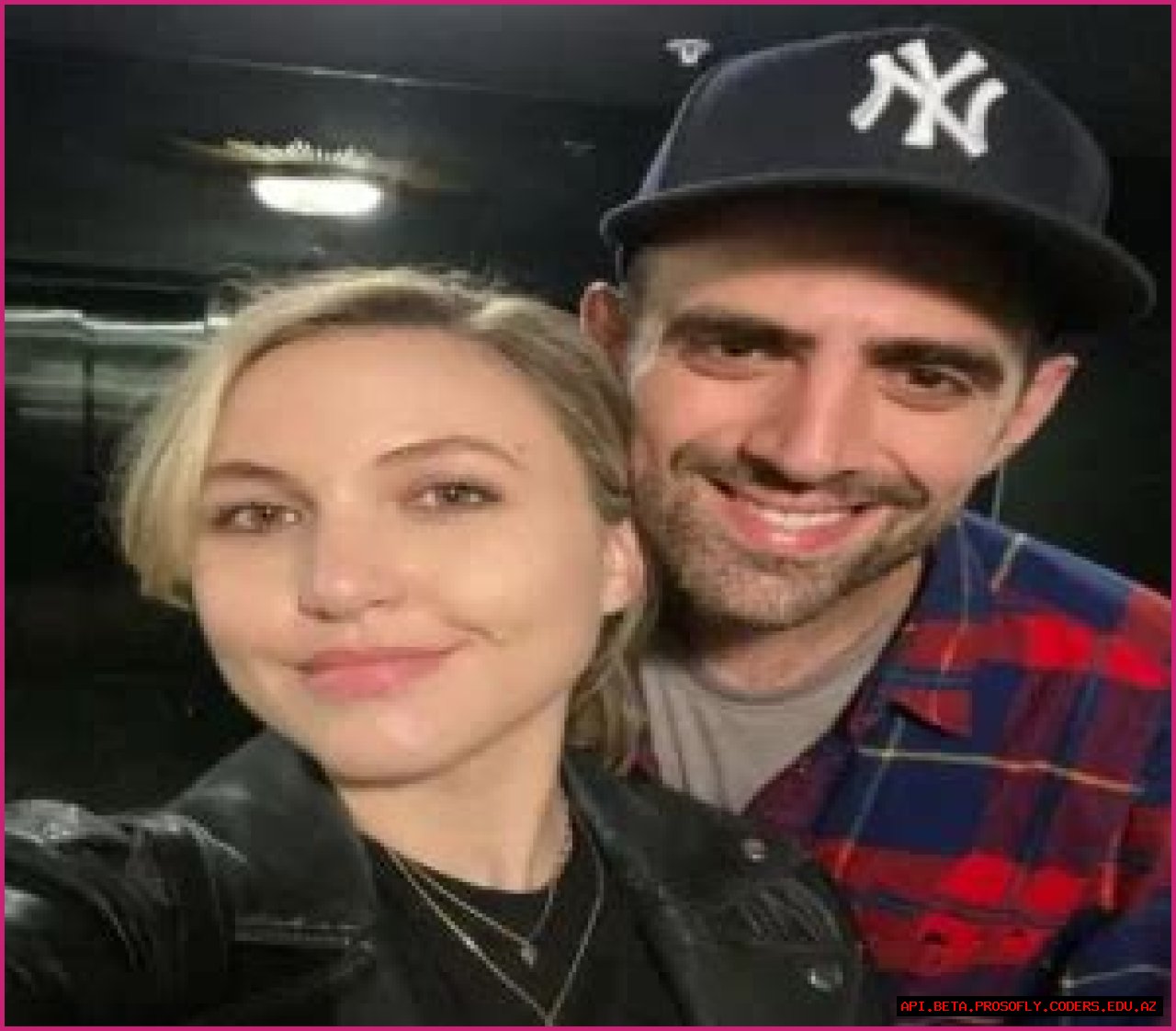 Discovering Sam Morril's Girlfriend In 2024: A Look Into His Romantic Life