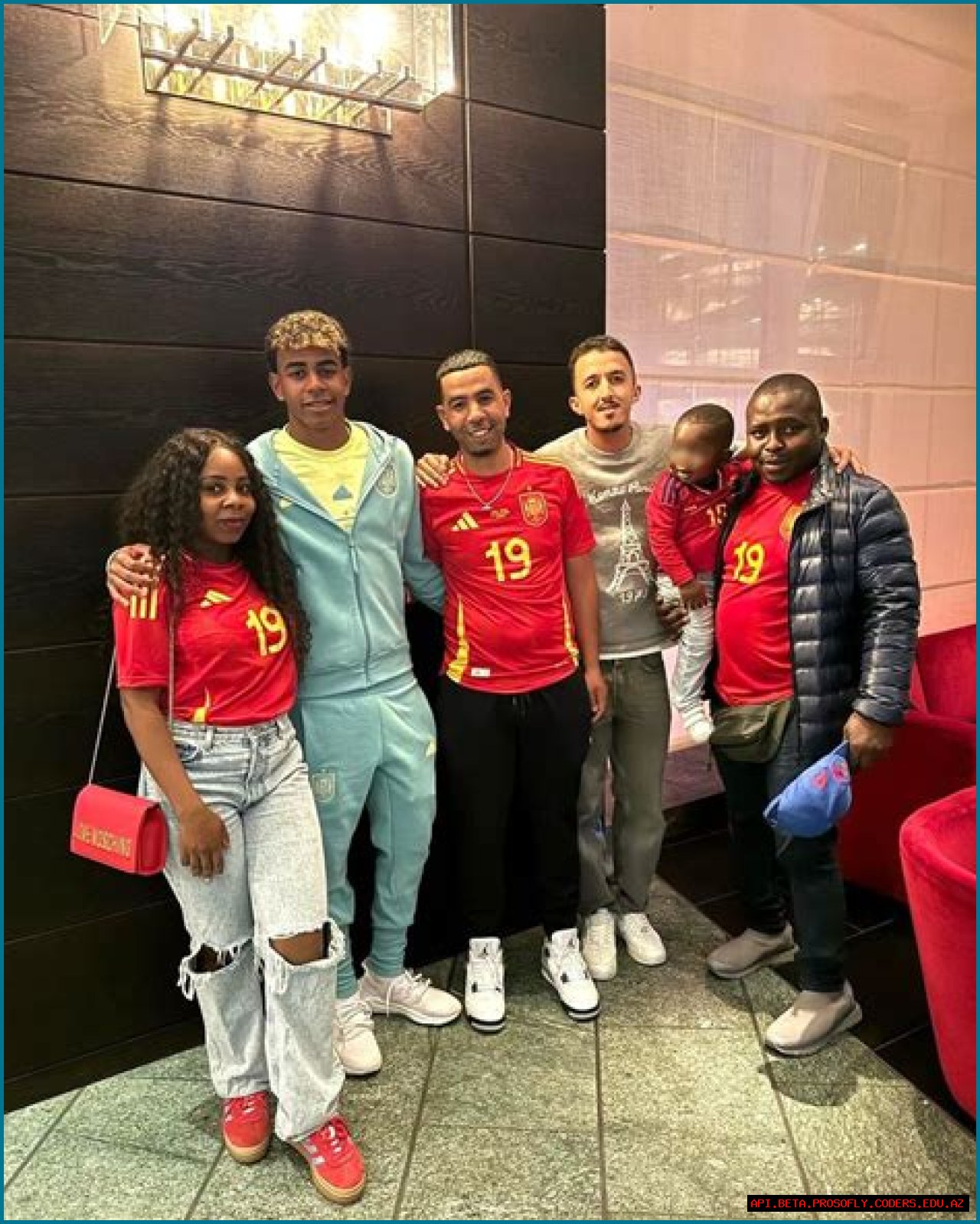 Lamine Yamal: Understanding His Father's Age And Background